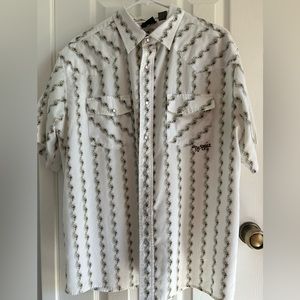 Vintage men’s No Fear button down short sleeve shirt